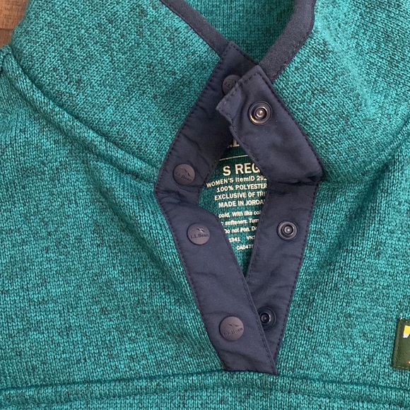 L.L. Bean Sweater Fleece Pullover - Picture 3 of 6